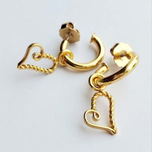 Amour Hoops
