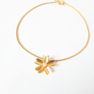 Sweet Petals Necklace - Midi