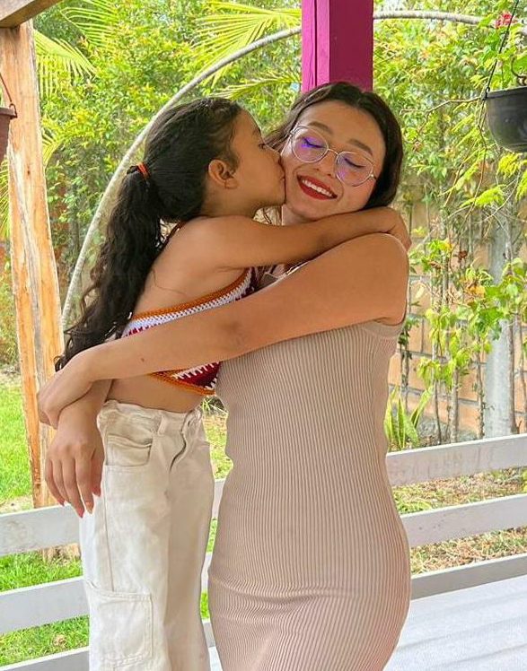 niyireth e hija-100